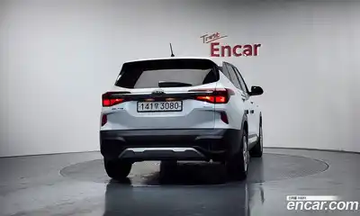 Kia Seltos 2020 1.6 Автомат в Москве № 134041, миниатюра 7
