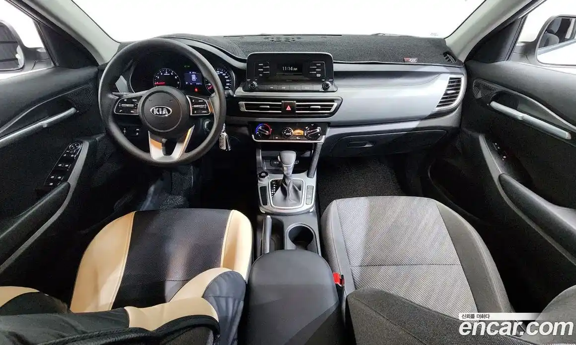 Kia Seltos 2020 1.6 Автомат в Москве № 134041, фото 10