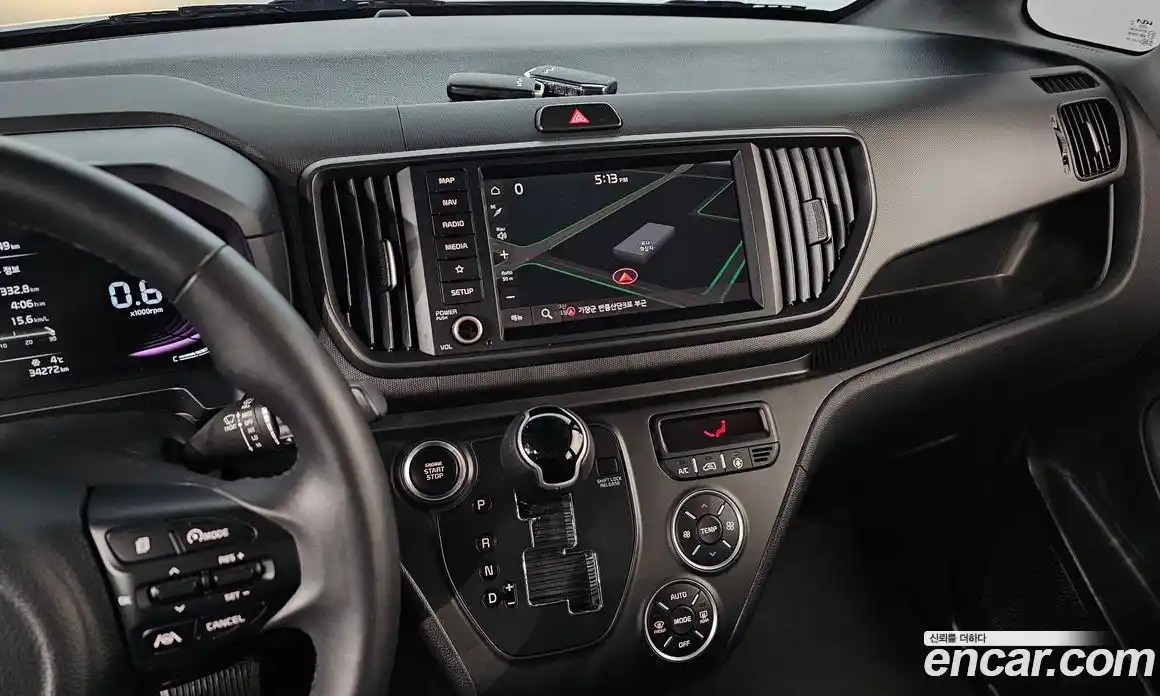 Kia Ray 2024 1.0 Автомат в Москве № 134353, фото 11