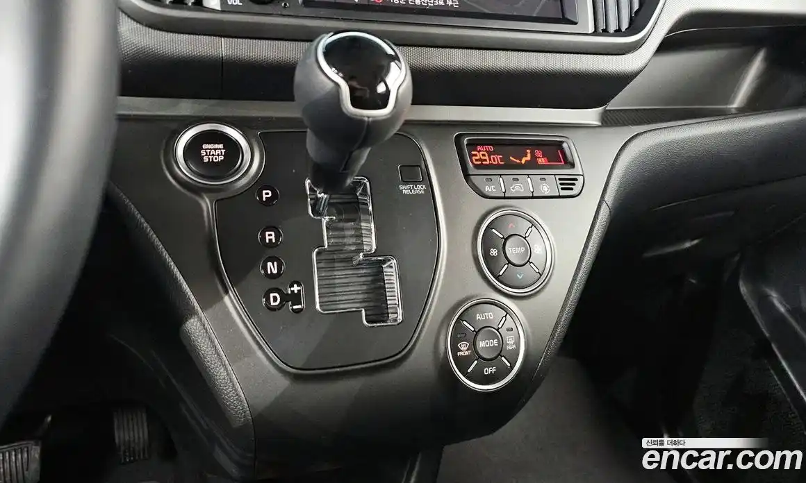 Kia Ray 2024 1.0 Автомат в Москве № 134353, фото 4