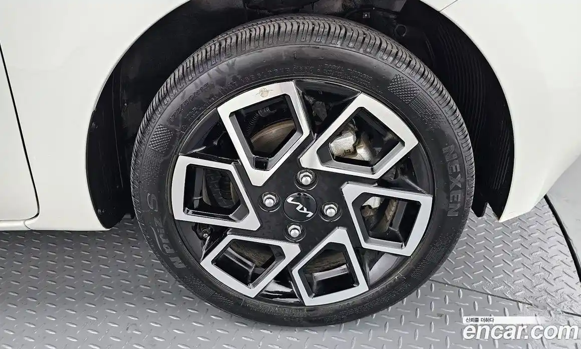 Kia Ray 2024 1.0 Автомат в Москве № 134353, фото 8