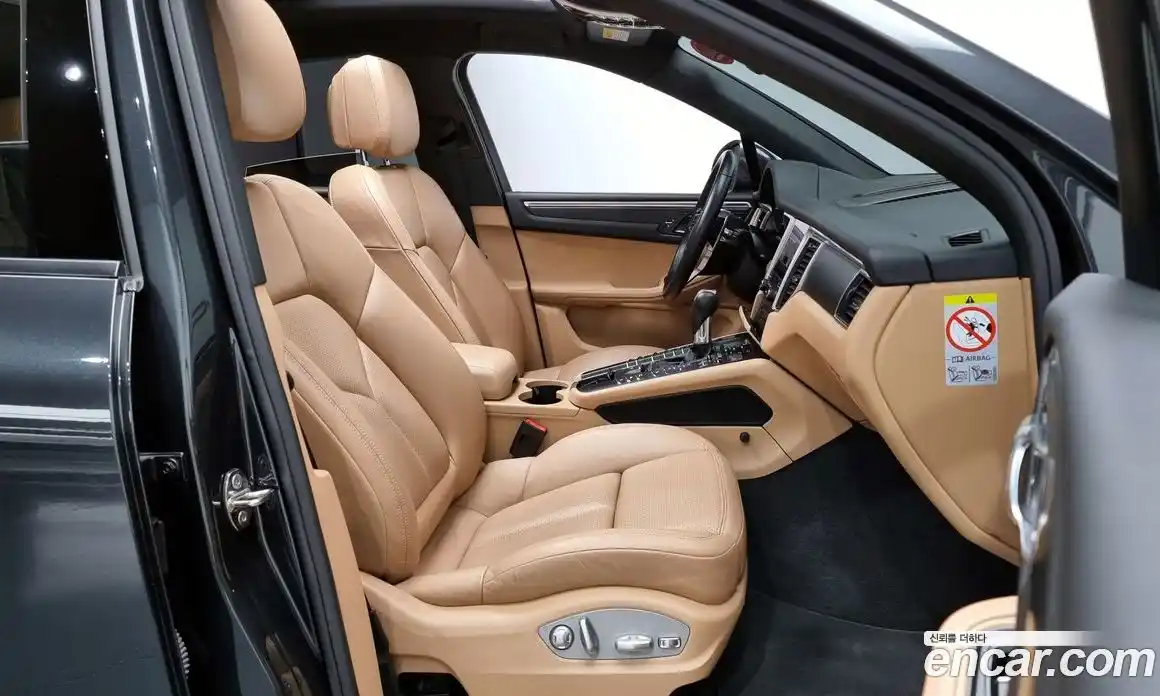 Porsche Macan 2017 2.0 Автомат в Москве № 137291, фото 18