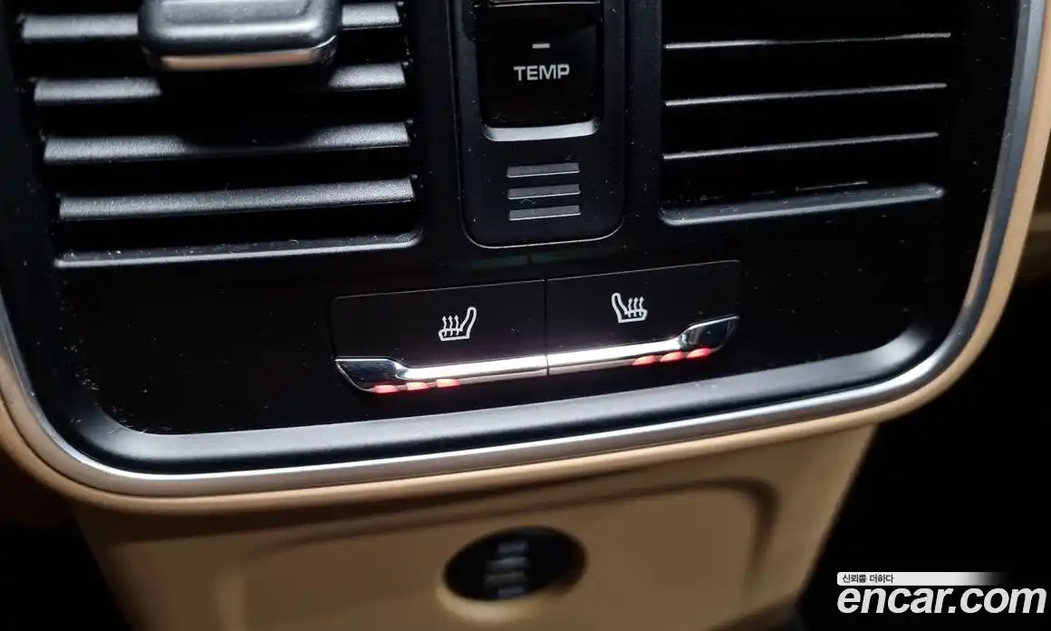 Porsche Macan 2017 2.0 Автомат в Москве № 137291, фото 19