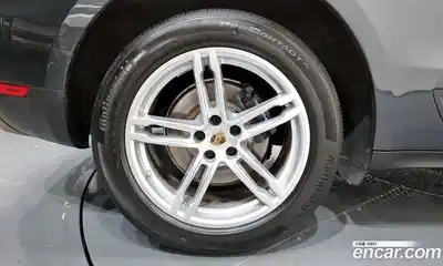 Porsche Macan 2017 2.0 Автомат в Москве № 137291, миниатюра 4