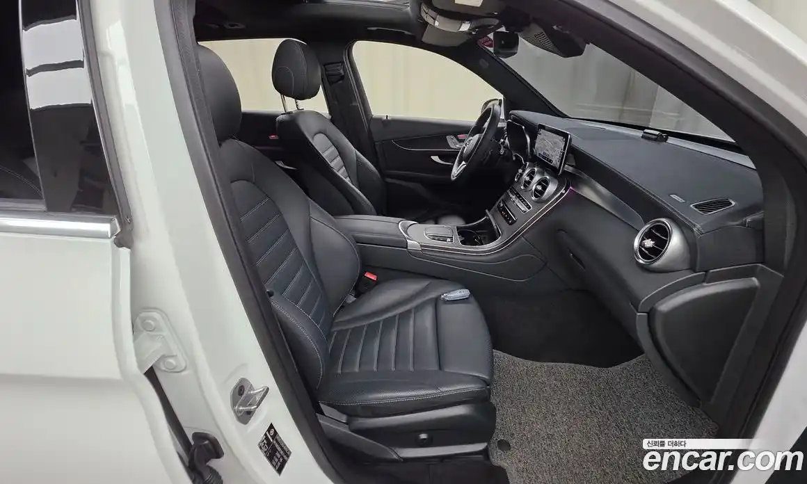 Mercedes-Benz GLC-Class 2022 2.0 Автомат в Москве № 138921, фото 13