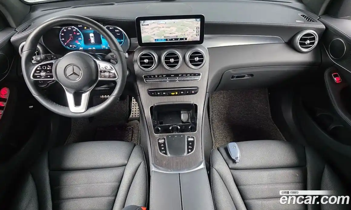 Mercedes-Benz GLC-Class 2022 2.0 Автомат в Москве № 138921, фото 7