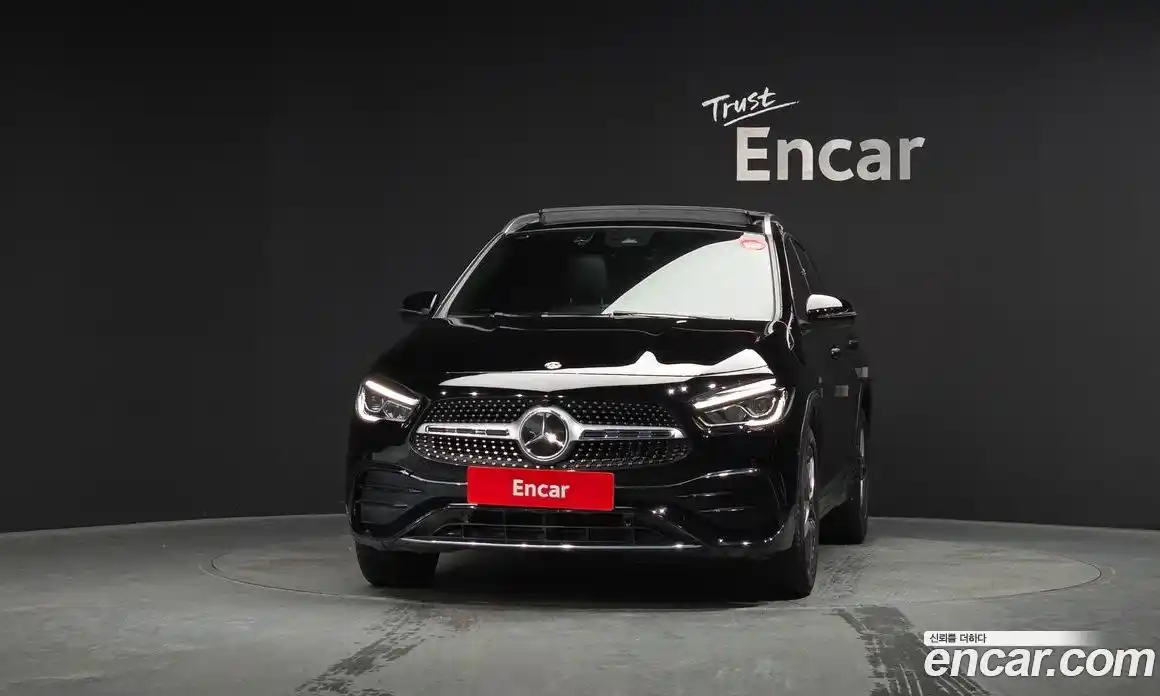 Mercedes-Benz GLA-Class 2020 2.0 Автомат в Москве № 143338, фото 14