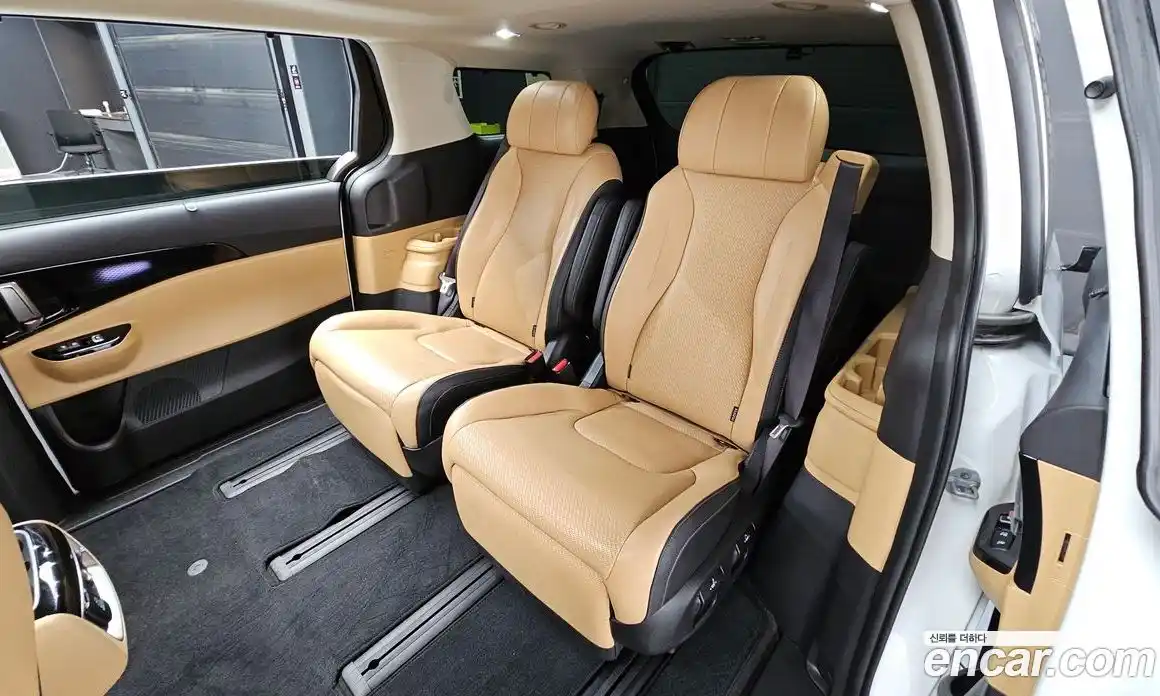 Kia Canival 2023 2.2 Автомат в Москве № 14691, фото 12