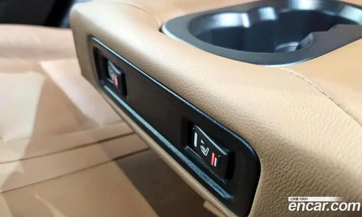 Renault QM6 2022 2.0 Автомат в Москве № 147956, фото 9