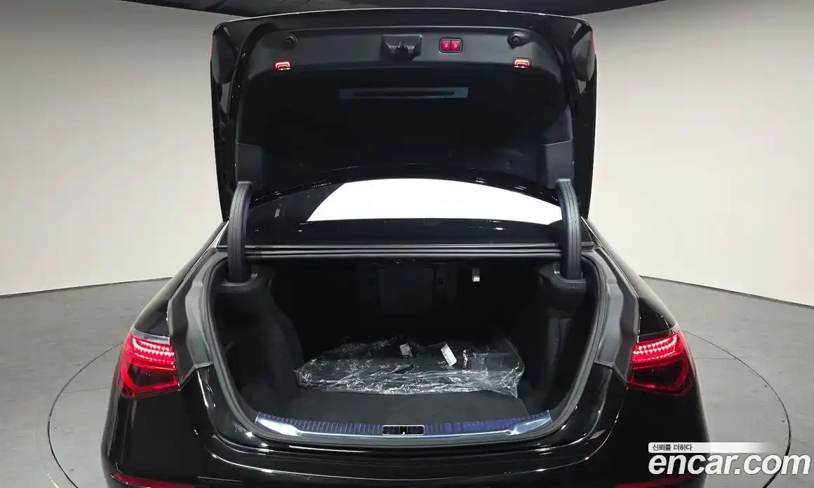 Mercedes-Benz S-Class 2022 4.0 Автомат в Москве № 150506, фото 3