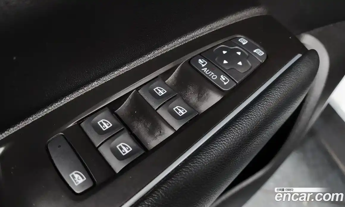 Renault QM6 2023 2.0 Автомат в Москве № 151313, фото 9