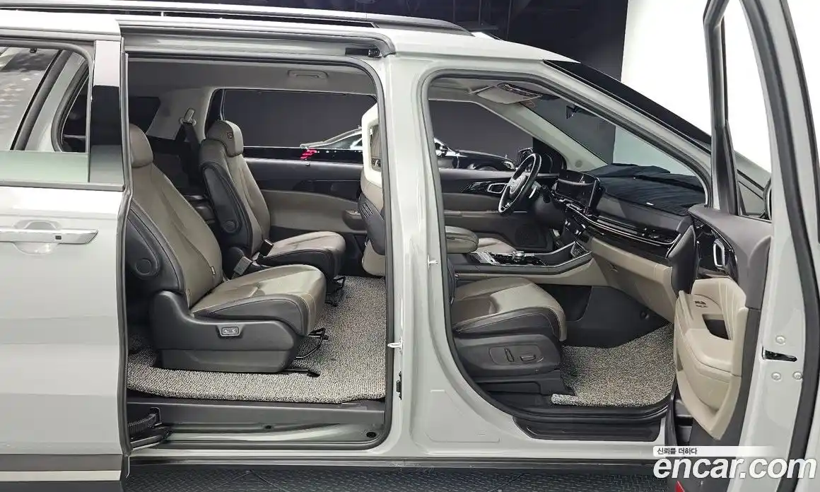 Kia Canival 2025 3.5 Автомат в Москве № 15930, фото 20