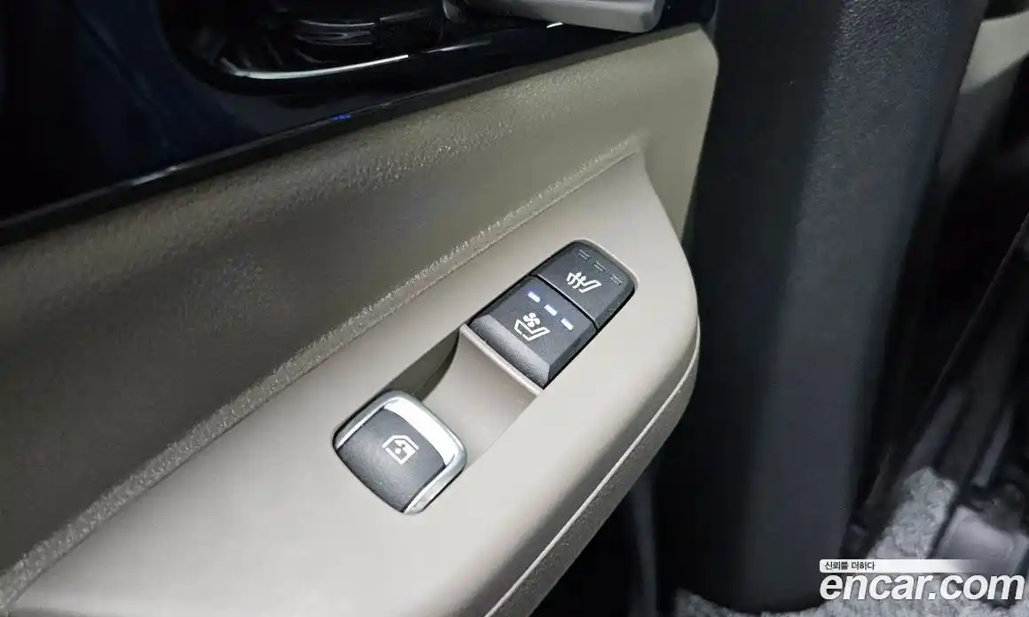 Kia Canival 2025 3.5 Автомат в Москве № 15930, фото 8