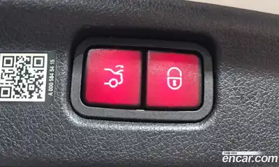 Mercedes-Benz C-Class, 2024