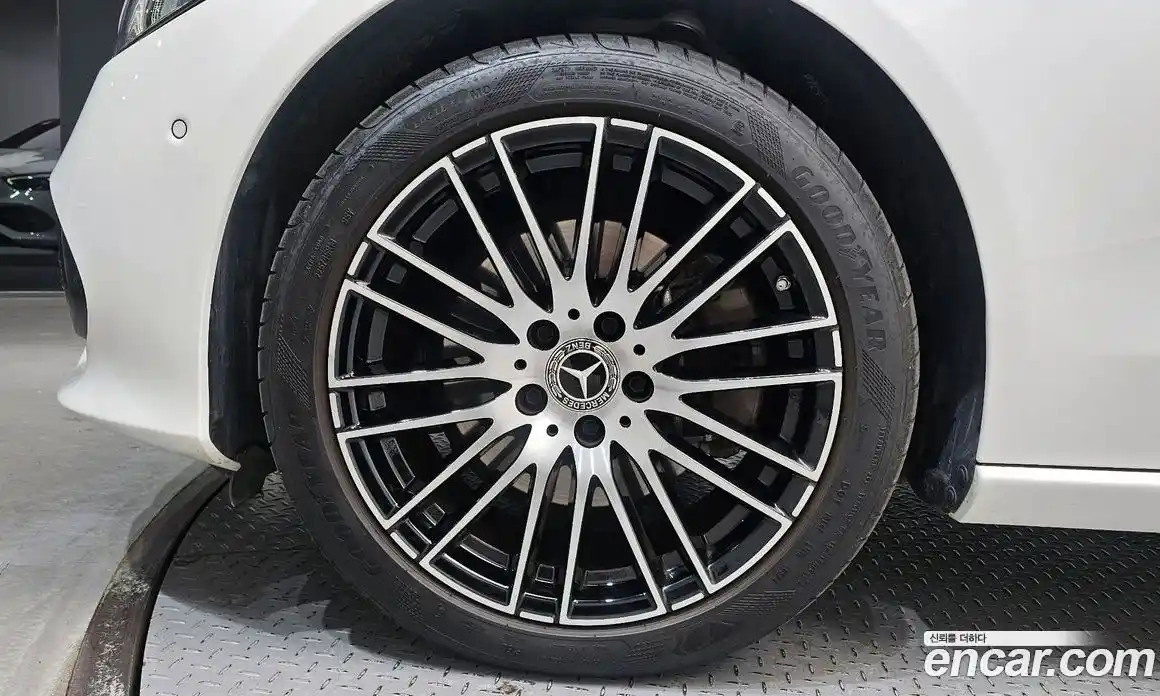 Mercedes-Benz C-Class 2024 2.0 Автомат в Москве № 160320, фото 2