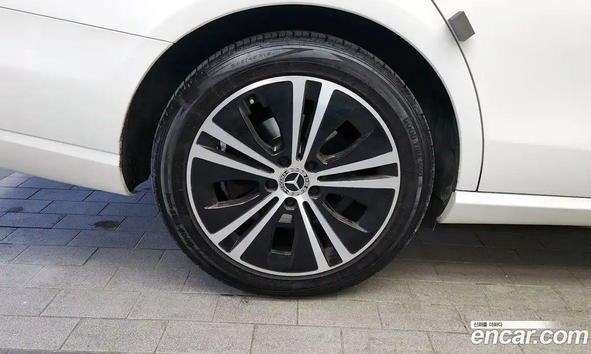 Mercedes-Benz E-Class 2022 2.0 Автомат в Москве № 161504, фото 11