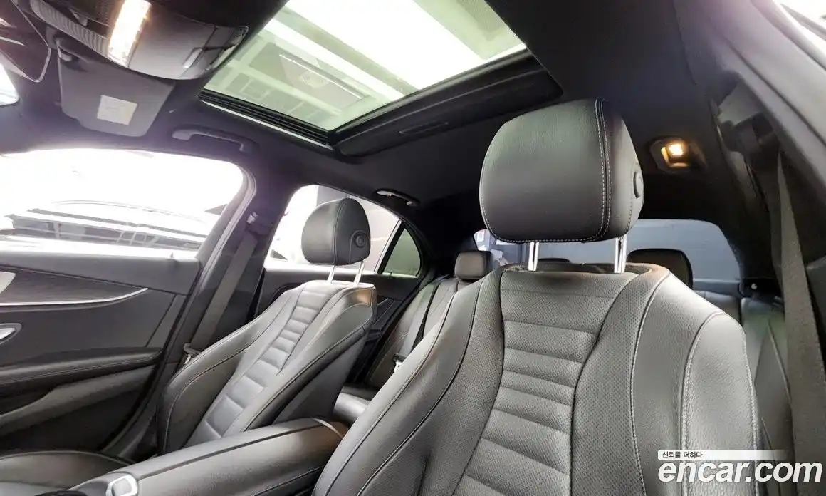 Mercedes-Benz E-Class 2022 2.0 Автомат в Москве № 161504, фото 14