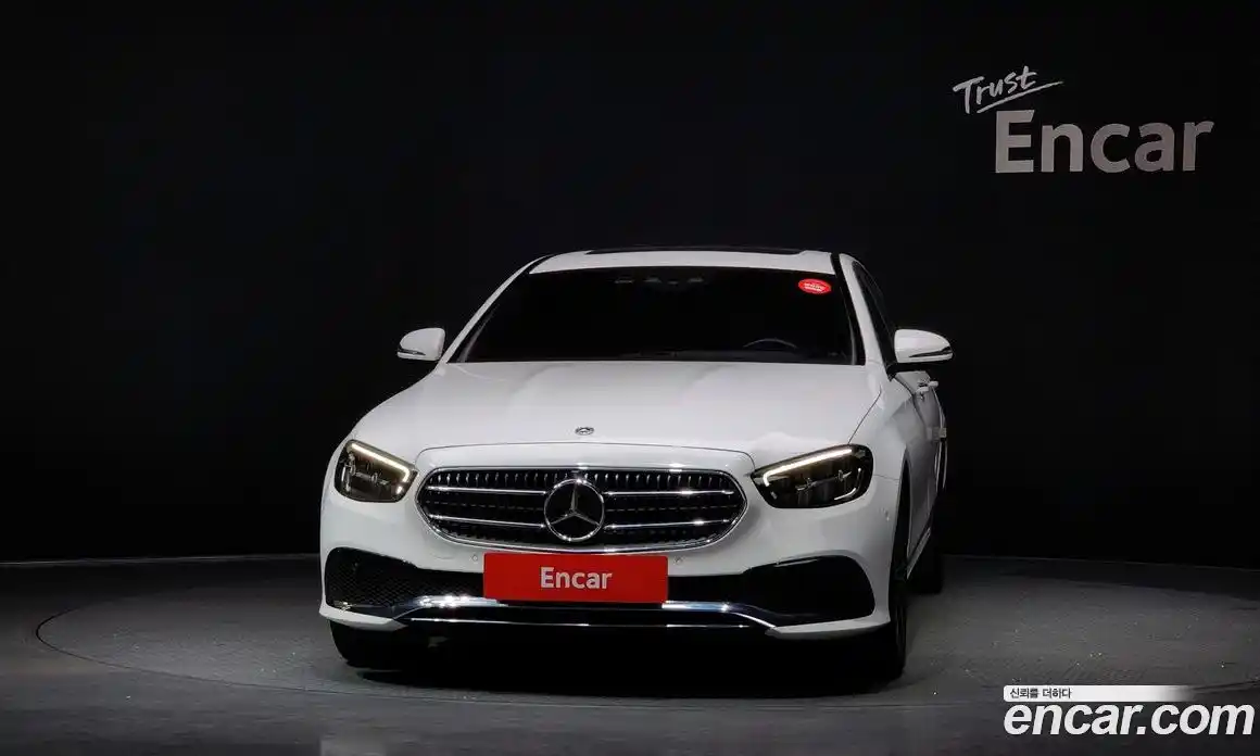 Mercedes-Benz E-Class 2022 2.0 Автомат в Москве № 161504, фото 18