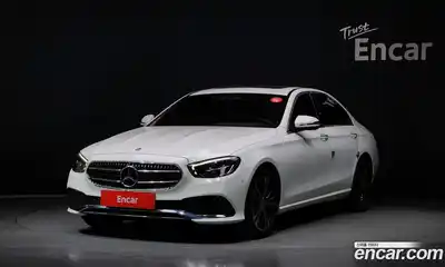 Mercedes-Benz E-Class 2022 2.0 Автомат в Москве № 161504, миниатюра 7
