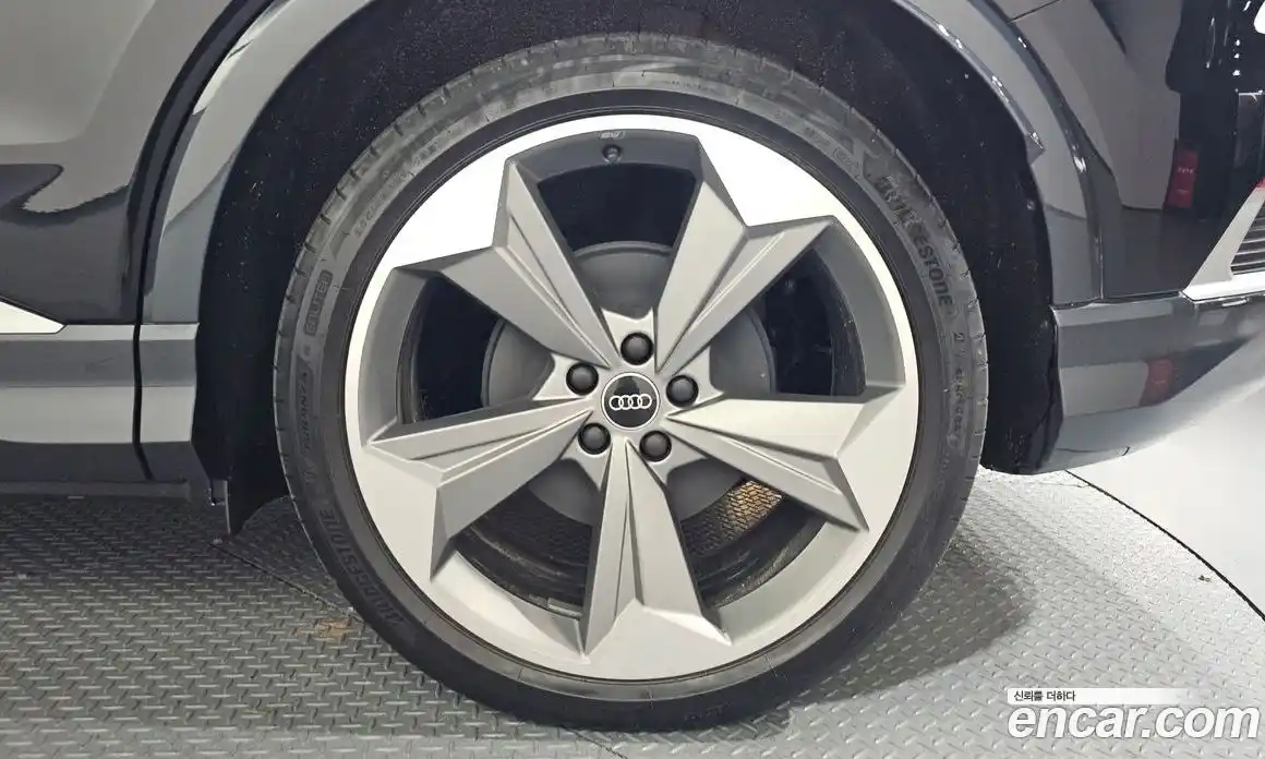 Audi Q4 e-tron 2025 0.2 Автомат в Москве № 161966, фото 15