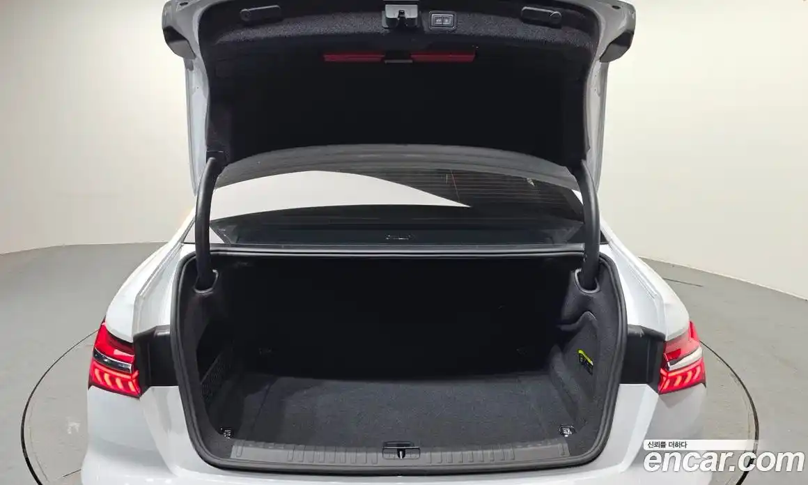 Audi A6 2021 2.0 Автомат в Москве № 163200, фото 9