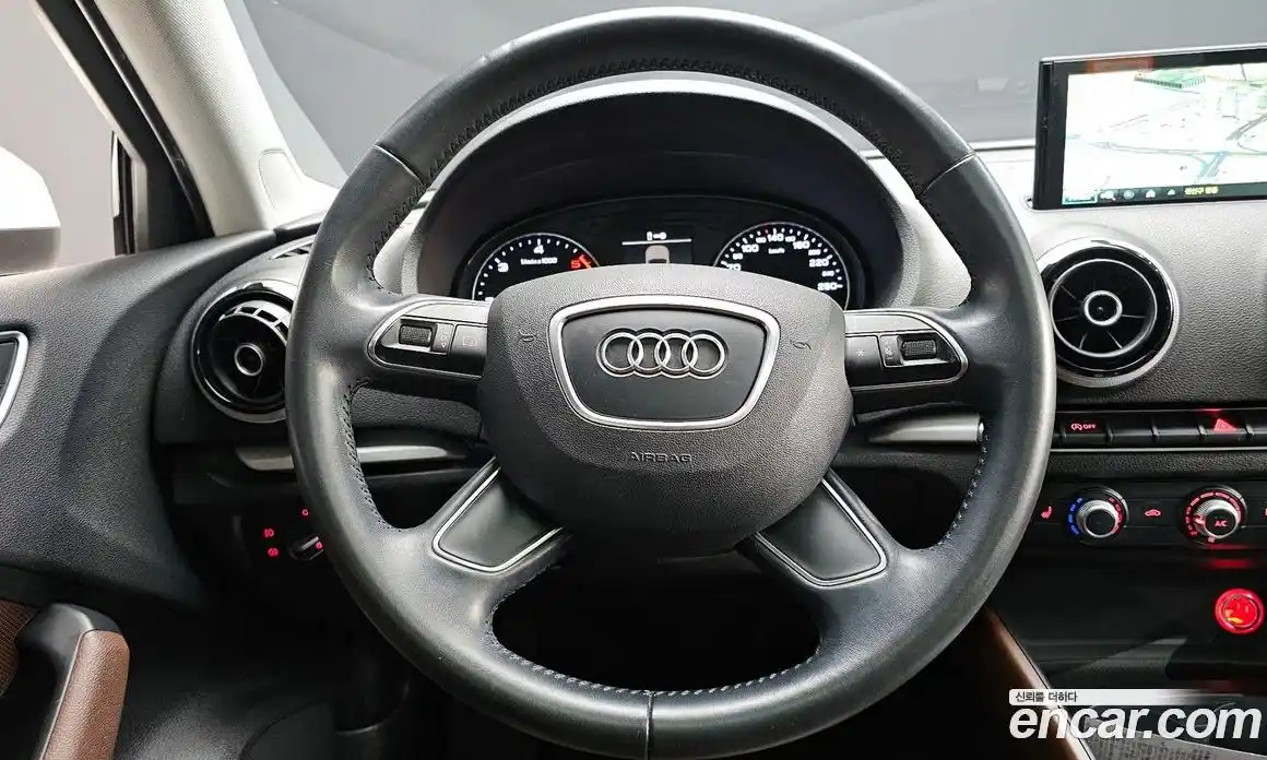 Audi A3 2015 1.6 Автомат в Москве № 163612, фото 7