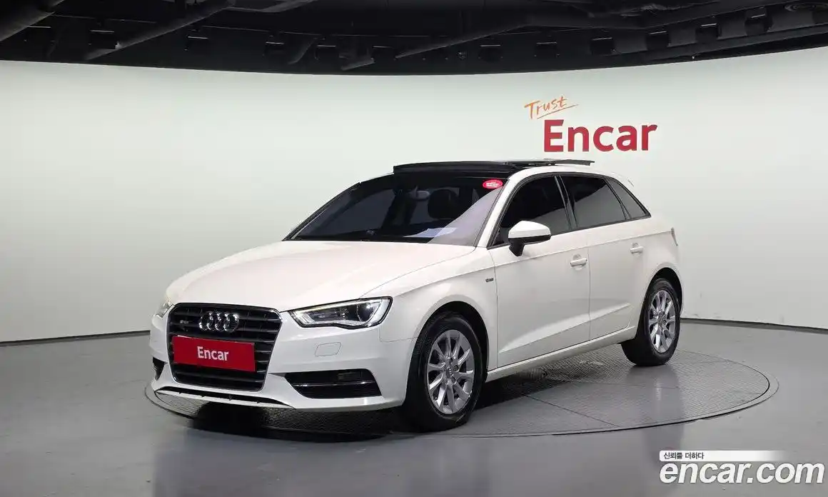 Audi A3 2015 1.6 Автомат в Москве № 163900, фото 18