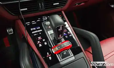 Porsche Cayenne, 2020