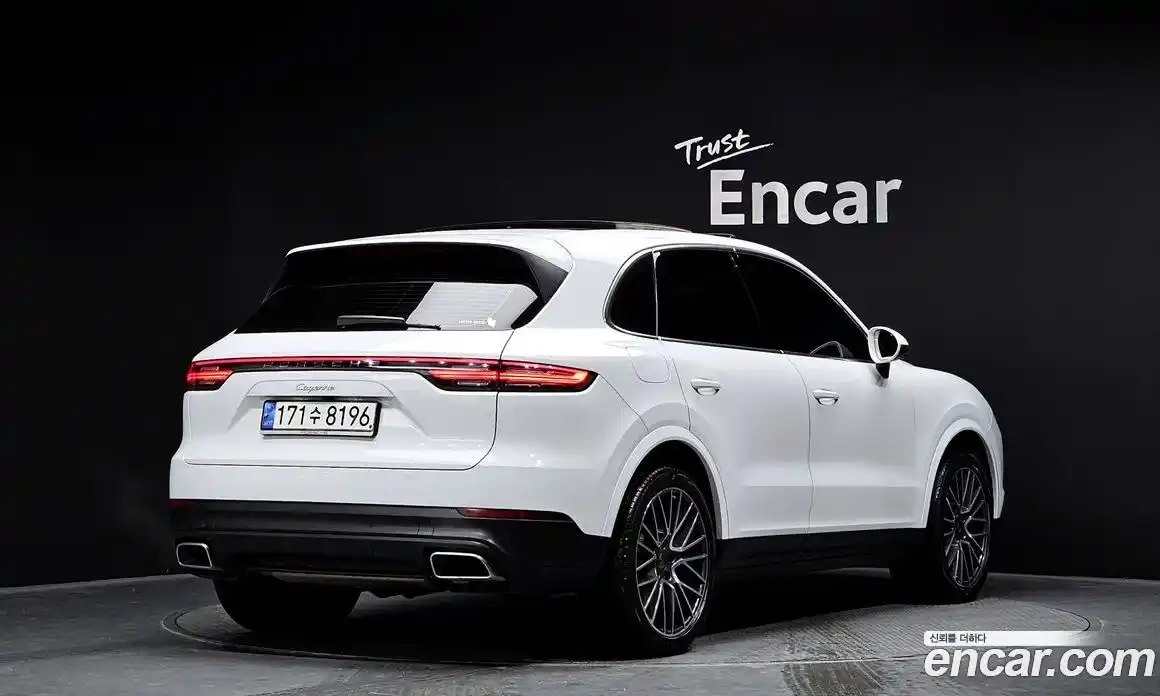 Porsche Cayenne 2021 3.0 Автомат в Москве № 165156, фото 15