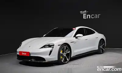 Porsche Taycan, 2021
