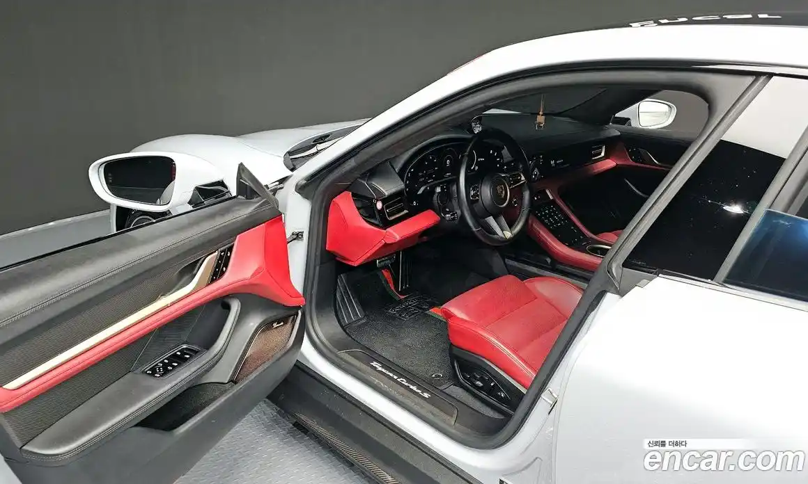 Porsche Taycan 2021 0.1 Автомат в Москве № 165246, фото 13