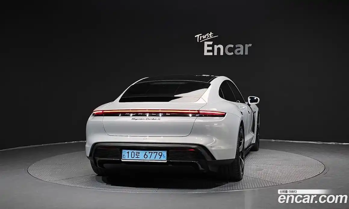 Porsche Taycan 2021 0.1 Автомат в Москве № 165246, фото 14