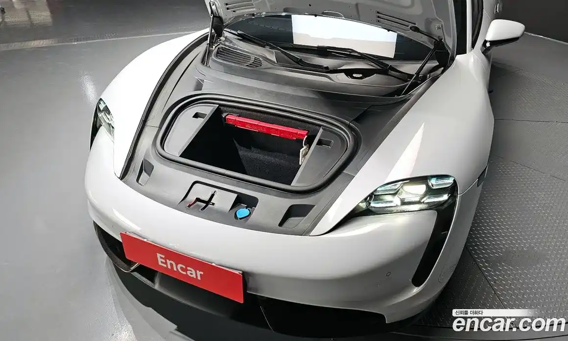 Porsche Taycan 2021 0.1 Автомат в Москве № 165246, фото 20