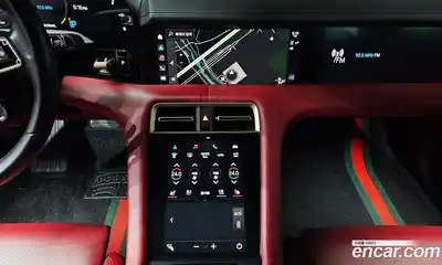 Porsche Taycan 2021 0.1 Автомат в Москве № 165246, миниатюра 6