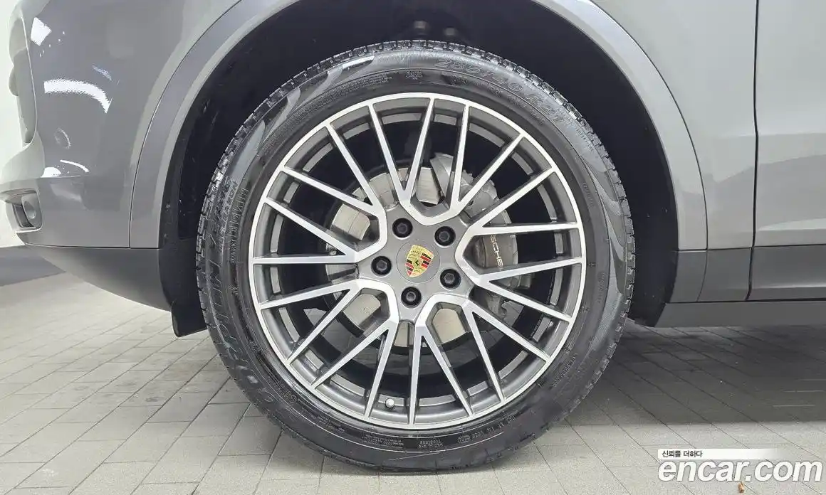 Porsche Cayenne 2021 3.0 Автомат в Москве № 165598, фото 18