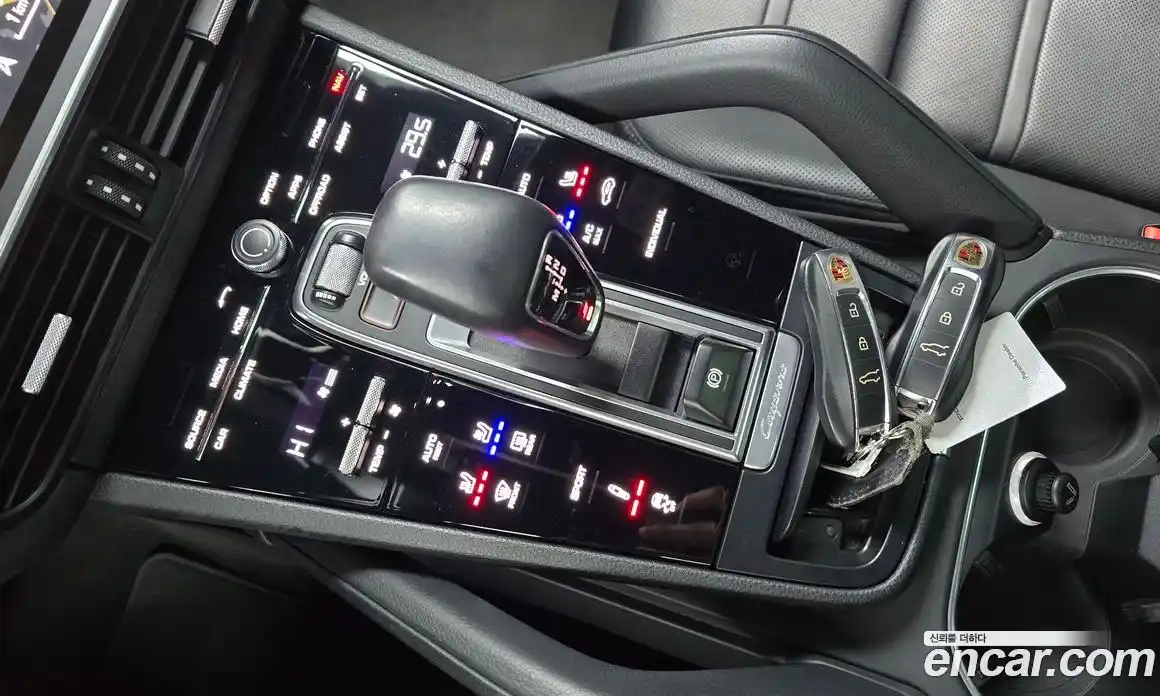 Porsche Cayenne 2021 3.0 Автомат в Москве № 165598, фото 5