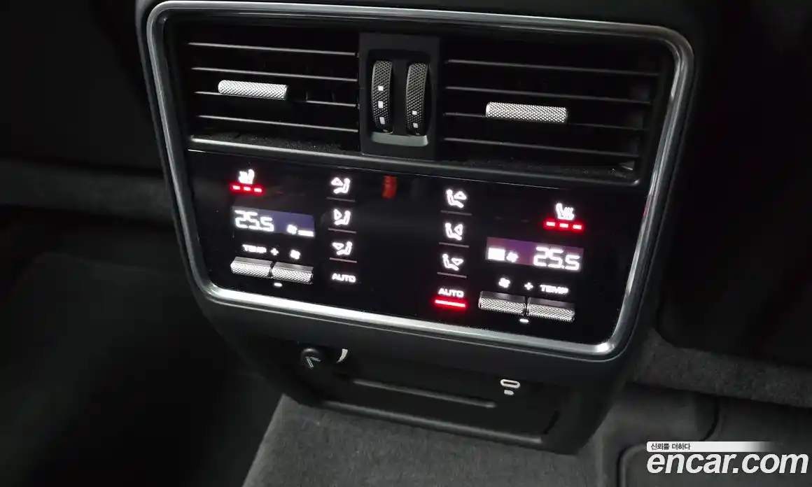 Porsche Cayenne 2021 3.0 Автомат в Москве № 165598, фото 9