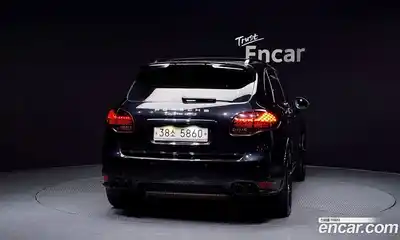 Porsche Cayenne, 2013