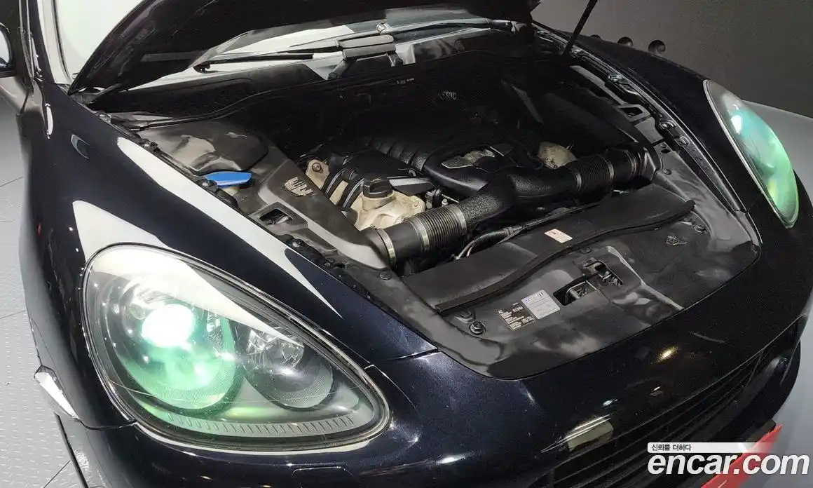 Porsche Cayenne 2013 4.8 Автомат в Москве № 165677, фото 5