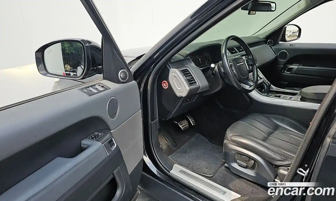 Land Rover Range-Rover Sport 2015 3.0 Автомат в Москве № 166453, фото 17