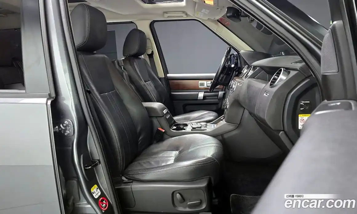 Land Rover Discovery 2016 3.0 Автомат в Москве № 166692, фото 12