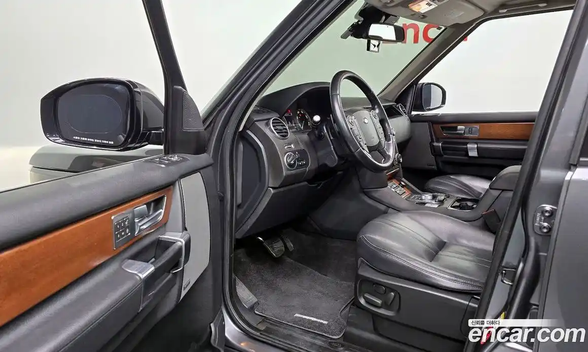 Land Rover Discovery 2016 3.0 Автомат в Москве № 166692, фото 2