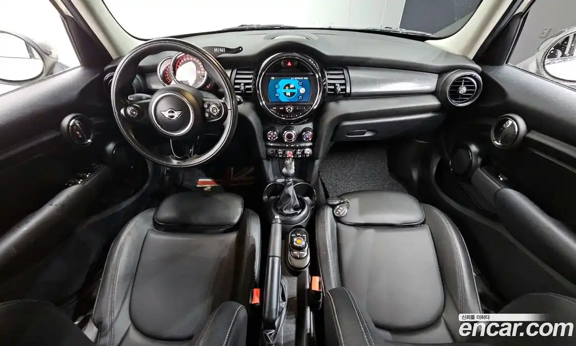 Mini Cooper 2019 1.5 Автомат в Москве № 167319, фото 8
