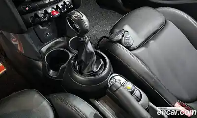 Mini Cooper 2019 1.5 Автомат в Москве № 167319, миниатюра 9