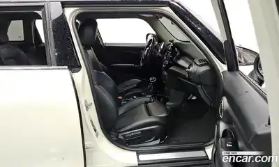 Mini Cooper 2019 1.5 Автомат в Москве № 167319, миниатюра 10