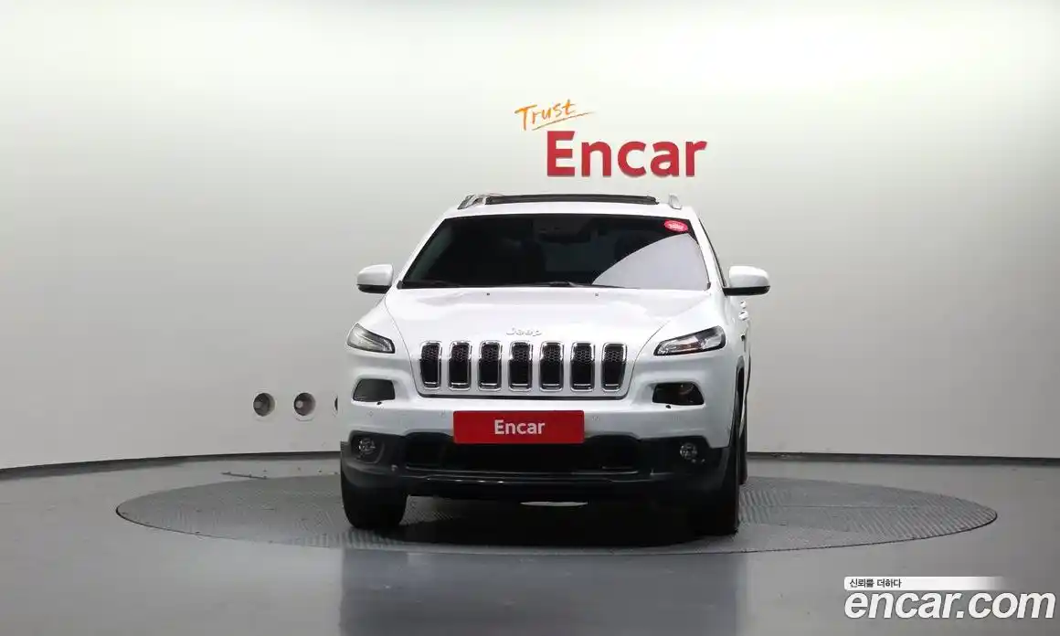 Jeep Cherokee 2017 2.4 Автомат в Москве № 169819, фото 14