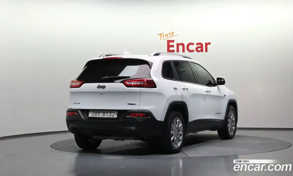 Jeep Cherokee 2017 2.4 Автомат в Москве № 169819, фото 19