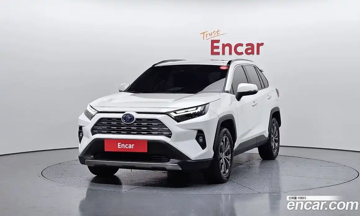 Toyota RAV4 2022 2.5 Автомат в Москве № 170304, фото 15