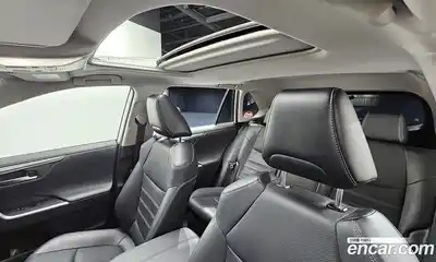 Toyota RAV4 2022 2.5 Автомат в Москве № 170304, миниатюра 4