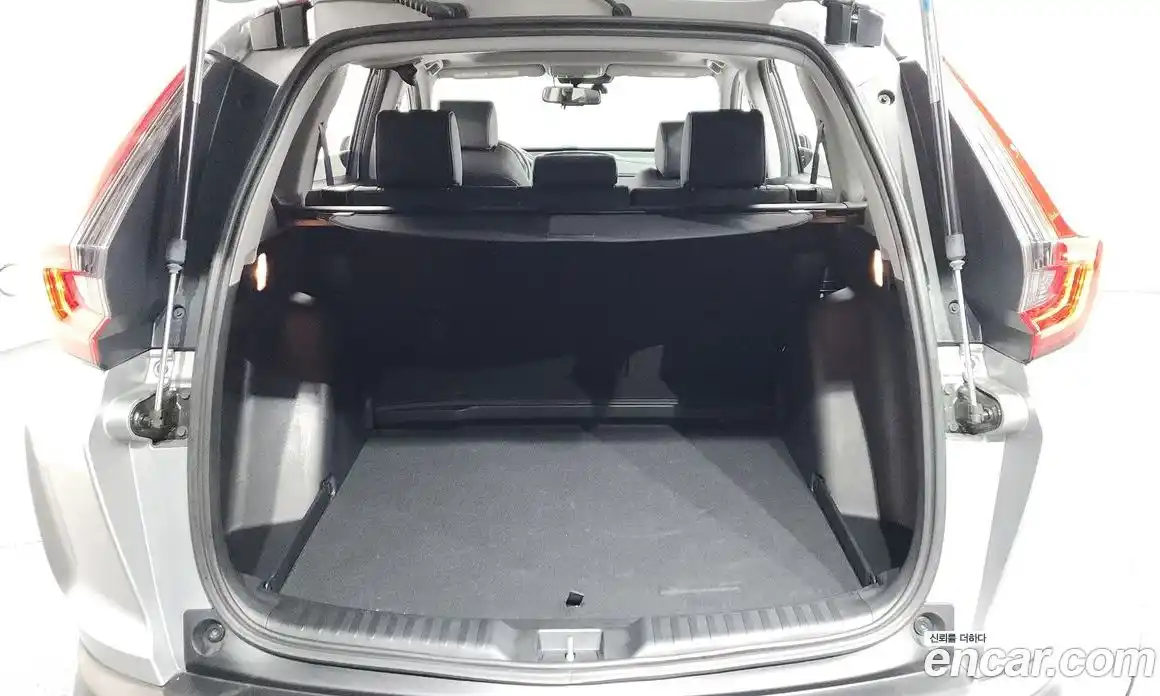 Honda CR-V 2021 1.5 Автомат в Москве № 170423, фото 3